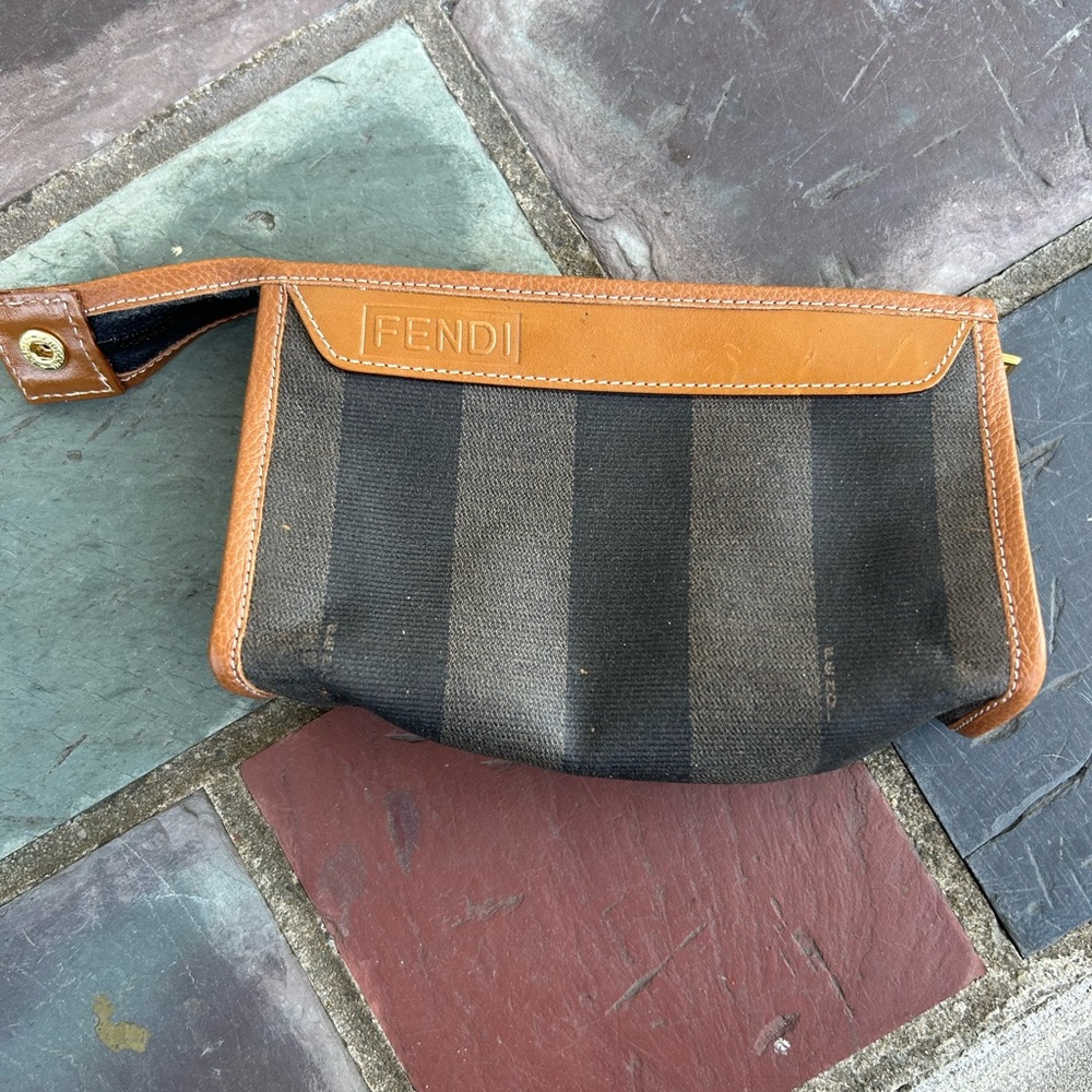 FENDI PEEKABOO CLUTCH POUCH